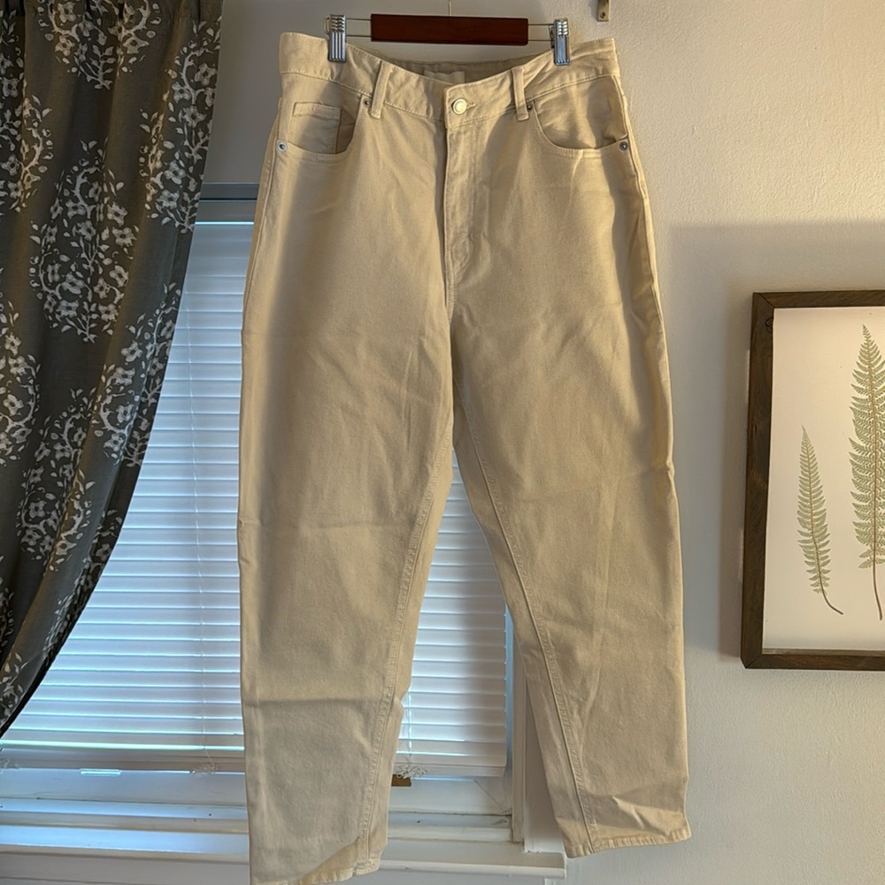 H&M off white mom jeans